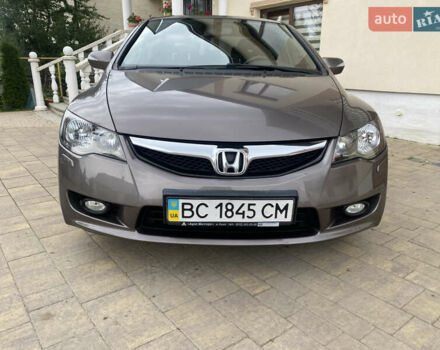 Серый Хонда Цивик, объемом двигателя 1.8 л и пробегом 187 тыс. км за 7999 $, фото 6 на Automoto.ua