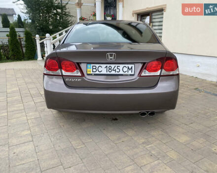 Серый Хонда Цивик, объемом двигателя 1.8 л и пробегом 187 тыс. км за 7999 $, фото 20 на Automoto.ua