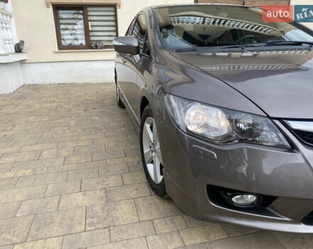 Серый Хонда Цивик, объемом двигателя 1.8 л и пробегом 187 тыс. км за 7999 $, фото 31 на Automoto.ua