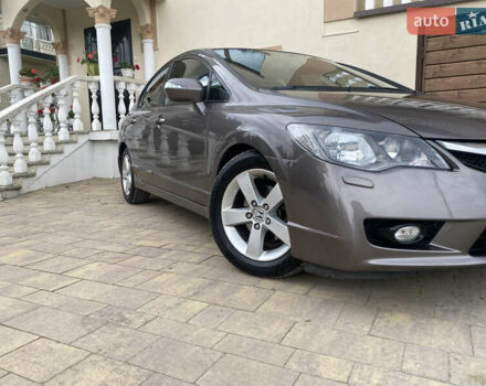 Серый Хонда Цивик, объемом двигателя 1.8 л и пробегом 187 тыс. км за 7999 $, фото 1 на Automoto.ua