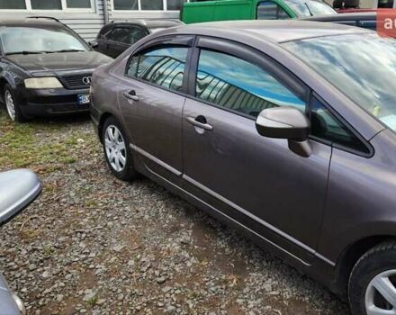 Хонда Цивик 2011 в Хмельницком на Automoto.ua Серый Хонда Цивик, объемом двигателя 1.8 л и пробегом 123 тыс. км за 7700 $, фото 4 на Automoto.ua