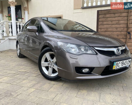 Серый Хонда Цивик, объемом двигателя 1.8 л и пробегом 187 тыс. км за 7999 $, фото 2 на Automoto.ua