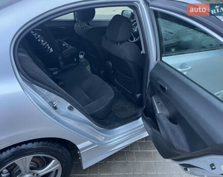 Серый Хонда Цивик, объемом двигателя 1.8 л и пробегом 143 тыс. км за 9750 $, фото 6 на Automoto.ua