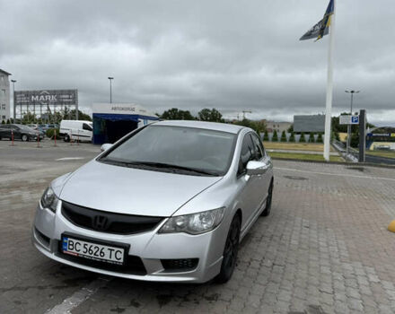 Сірий Хонда Сівік, об'ємом двигуна 1.8 л та пробігом 150 тис. км за 8500 $, фото 4 на Automoto.ua