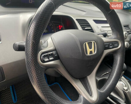 Серый Хонда Цивик, объемом двигателя 1.8 л и пробегом 187 тыс. км за 7999 $, фото 56 на Automoto.ua