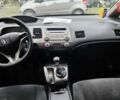 Хонда Цивик 2011 в Хмельницком на Automoto.ua Серый Хонда Цивик, объемом двигателя 1.8 л и пробегом 123 тыс. км за 7700 $, фото 10 на Automoto.ua