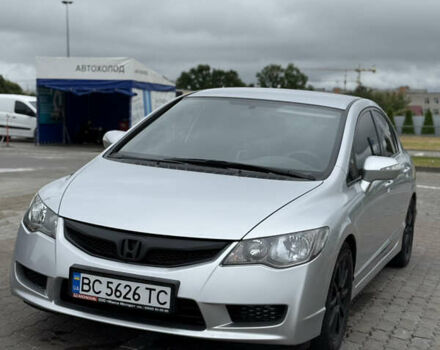 Сірий Хонда Сівік, об'ємом двигуна 1.8 л та пробігом 150 тис. км за 8500 $, фото 2 на Automoto.ua