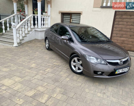 Серый Хонда Цивик, объемом двигателя 1.8 л и пробегом 187 тыс. км за 7999 $, фото 4 на Automoto.ua