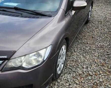 Хонда Цивик 2011 в Хмельницком на Automoto.ua Серый Хонда Цивик, объемом двигателя 1.8 л и пробегом 123 тыс. км за 7700 $, фото 6 на Automoto.ua