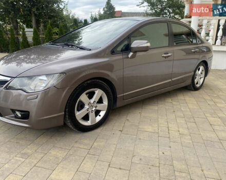 Серый Хонда Цивик, объемом двигателя 1.8 л и пробегом 187 тыс. км за 7999 $, фото 9 на Automoto.ua