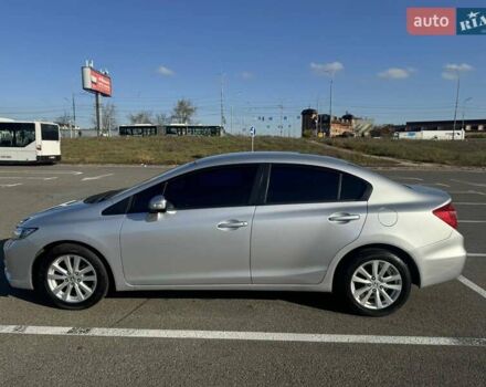 Серый Хонда Цивик, объемом двигателя 1.8 л и пробегом 151 тыс. км за 10000 $, фото 5 на Automoto.ua