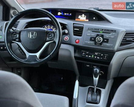 Серый Хонда Цивик, объемом двигателя 1.8 л и пробегом 226 тыс. км за 9500 $, фото 33 на Automoto.ua