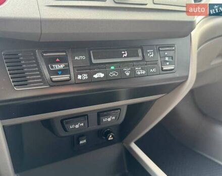 Хонда Цивик 2012 в Киеве на Automoto.ua Серый Хонда Цивик, объемом двигателя 1.8 л и пробегом 274 тыс. км за 8690 $, фото 26 на Automoto.ua