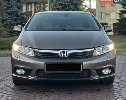 Хонда Цивик 2012 в Днепре (Днепропетровске) на Automoto.ua Серый Хонда Цивик, объемом двигателя 1.8 л и пробегом 225 тыс. км за 9500 $, фото 4 на Automoto.ua