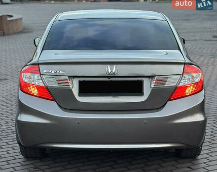 Серый Хонда Цивик, объемом двигателя 1.8 л и пробегом 226 тыс. км за 9500 $, фото 12 на Automoto.ua