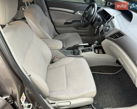 Серый Хонда Цивик, объемом двигателя 1.8 л и пробегом 165 тыс. км за 12500 $, фото 13 на Automoto.ua