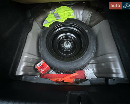 Серый Хонда Цивик, объемом двигателя 1.8 л и пробегом 226 тыс. км за 9500 $, фото 50 на Automoto.ua