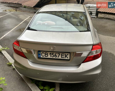 Хонда Цивик 2012 в Киеве на Automoto.ua Серый Хонда Цивик, объемом двигателя 1.8 л и пробегом 162 тыс. км за 8300 $, фото 3 на Automoto.ua