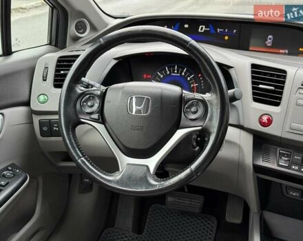 Серый Хонда Цивик, объемом двигателя 1.8 л и пробегом 94 тыс. км за 11900 $, фото 31 на Automoto.ua