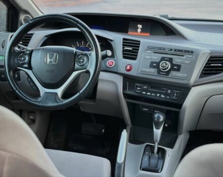 Серый Хонда Цивик, объемом двигателя 1.8 л и пробегом 225 тыс. км за 9200 $, фото 11 на Automoto.ua