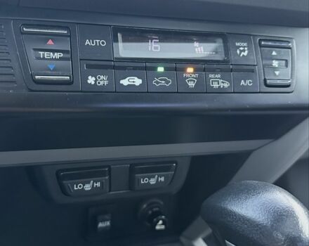 Серый Хонда Цивик, объемом двигателя 1.8 л и пробегом 225 тыс. км за 9200 $, фото 14 на Automoto.ua