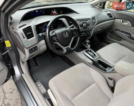 Серый Хонда Цивик, объемом двигателя 1.8 л и пробегом 94 тыс. км за 11900 $, фото 26 на Automoto.ua