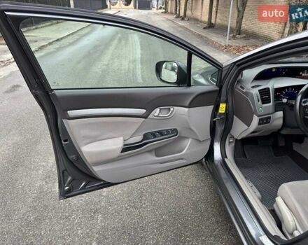 Серый Хонда Цивик, объемом двигателя 1.8 л и пробегом 94 тыс. км за 11900 $, фото 35 на Automoto.ua