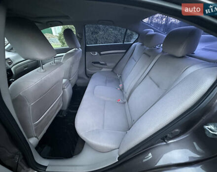 Серый Хонда Цивик, объемом двигателя 1.8 л и пробегом 226 тыс. км за 9500 $, фото 18 на Automoto.ua