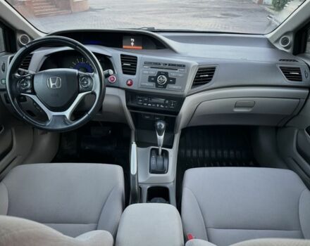 Серый Хонда Цивик, объемом двигателя 1.8 л и пробегом 225 тыс. км за 9200 $, фото 10 на Automoto.ua