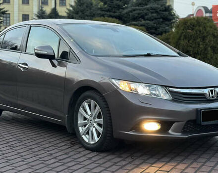 Серый Хонда Цивик, объемом двигателя 1.8 л и пробегом 226 тыс. км за 9500 $, фото 9 на Automoto.ua