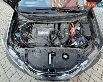 Серый Хонда Цивик, объемом двигателя 1.5 л и пробегом 118 тыс. км за 7500 $, фото 22 на Automoto.ua