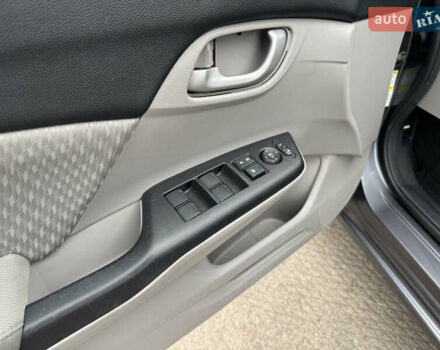 Сірий Хонда Сівік, об'ємом двигуна 1.8 л та пробігом 87 тис. км за 12400 $, фото 7 на Automoto.ua