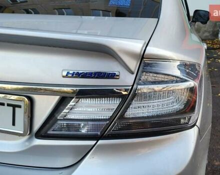 Серый Хонда Цивик, объемом двигателя 1.5 л и пробегом 210 тыс. км за 10900 $, фото 4 на Automoto.ua