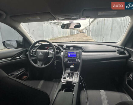 Серый Хонда Цивик, объемом двигателя 2 л и пробегом 105 тыс. км за 13200 $, фото 103 на Automoto.ua