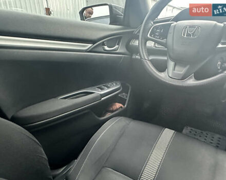Серый Хонда Цивик, объемом двигателя 2 л и пробегом 105 тыс. км за 13200 $, фото 101 на Automoto.ua