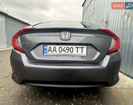 Серый Хонда Цивик, объемом двигателя 2 л и пробегом 105 тыс. км за 13200 $, фото 44 на Automoto.ua