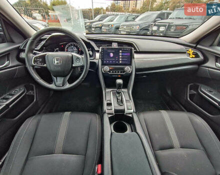 Сірий Хонда Сівік, об'ємом двигуна 2 л та пробігом 151 тис. км за 12290 $, фото 14 на Automoto.ua