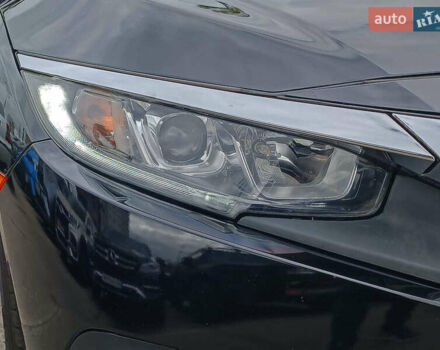Сірий Хонда Сівік, об'ємом двигуна 2 л та пробігом 151 тис. км за 12290 $, фото 4 на Automoto.ua
