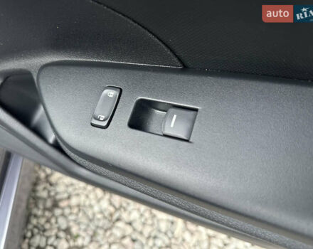 Серый Хонда Цивик, объемом двигателя 2 л и пробегом 105 тыс. км за 13200 $, фото 118 на Automoto.ua