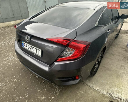 Серый Хонда Цивик, объемом двигателя 2 л и пробегом 105 тыс. км за 13200 $, фото 46 на Automoto.ua