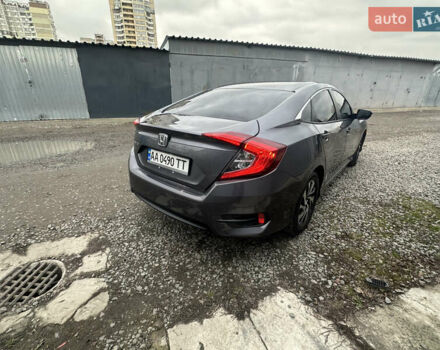 Серый Хонда Цивик, объемом двигателя 2 л и пробегом 105 тыс. км за 13200 $, фото 16 на Automoto.ua