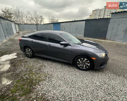 Серый Хонда Цивик, объемом двигателя 2 л и пробегом 105 тыс. км за 13200 $, фото 19 на Automoto.ua