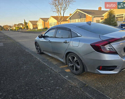 Серый Хонда Цивик, объемом двигателя 1.5 л и пробегом 178 тыс. км за 10500 $, фото 3 на Automoto.ua