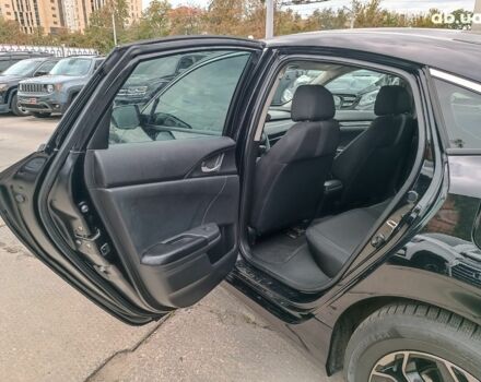 Серый Хонда Цивик, объемом двигателя 2 л и пробегом 151 тыс. км за 12290 $, фото 12 на Automoto.ua