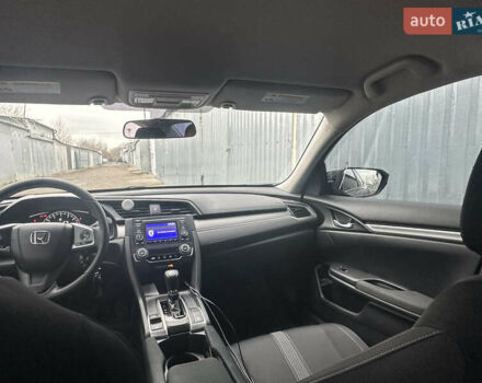 Серый Хонда Цивик, объемом двигателя 2 л и пробегом 105 тыс. км за 13200 $, фото 104 на Automoto.ua