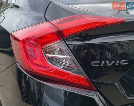 Сірий Хонда Сівік, об'ємом двигуна 2 л та пробігом 151 тис. км за 12290 $, фото 10 на Automoto.ua