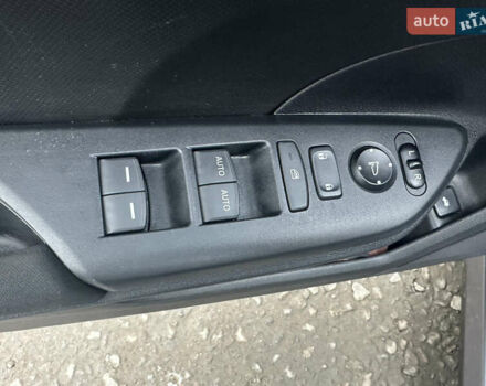 Серый Хонда Цивик, объемом двигателя 2 л и пробегом 105 тыс. км за 13200 $, фото 116 на Automoto.ua