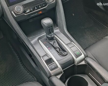 Серый Хонда Цивик, объемом двигателя 2 л и пробегом 151 тыс. км за 12290 $, фото 16 на Automoto.ua