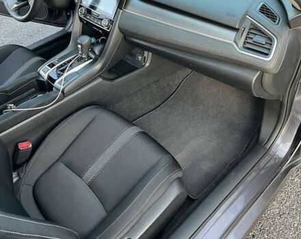 Серый Хонда Цивик, объемом двигателя 2 л и пробегом 90 тыс. км за 8800 $, фото 21 на Automoto.ua