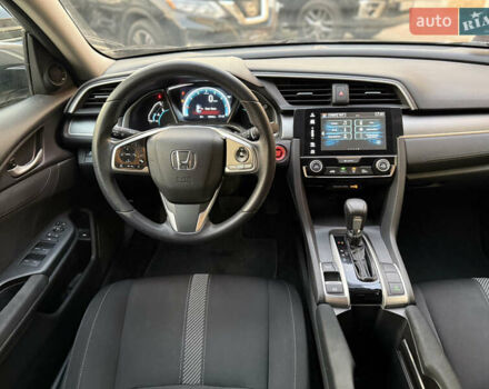 Сірий Хонда Сівік, об'ємом двигуна 2 л та пробігом 119 тис. км за 14500 $, фото 45 на Automoto.ua